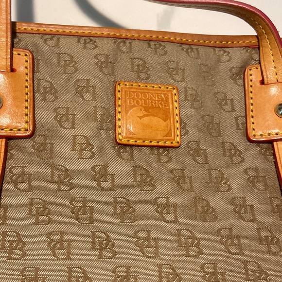 Dooney & Bourke Handbags - Rarely used Dooney & Bourke bag - has serial number!